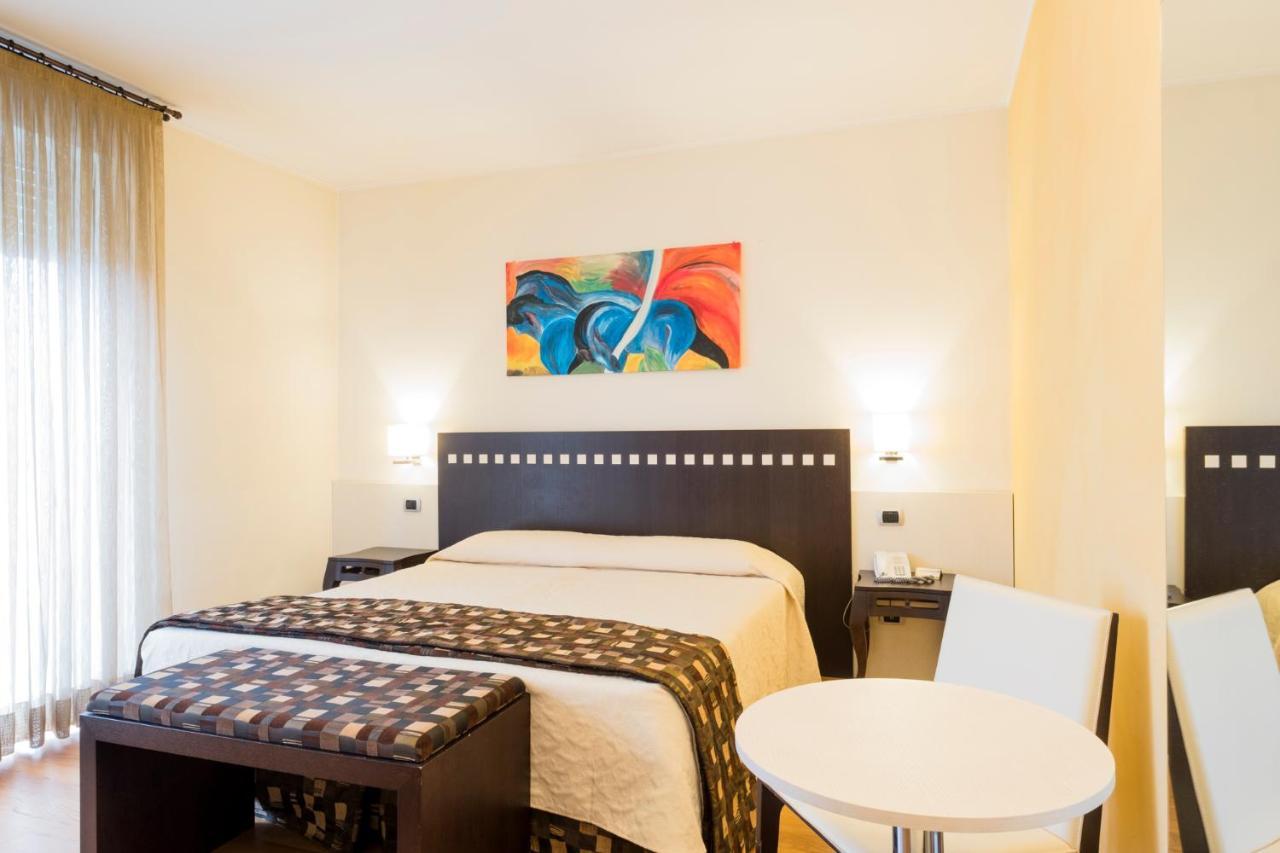 Superior Double Room,1542378382:JPEG